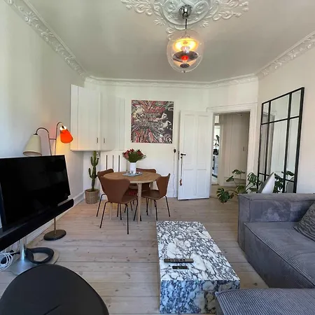 Luxury In Vestebro شقة *